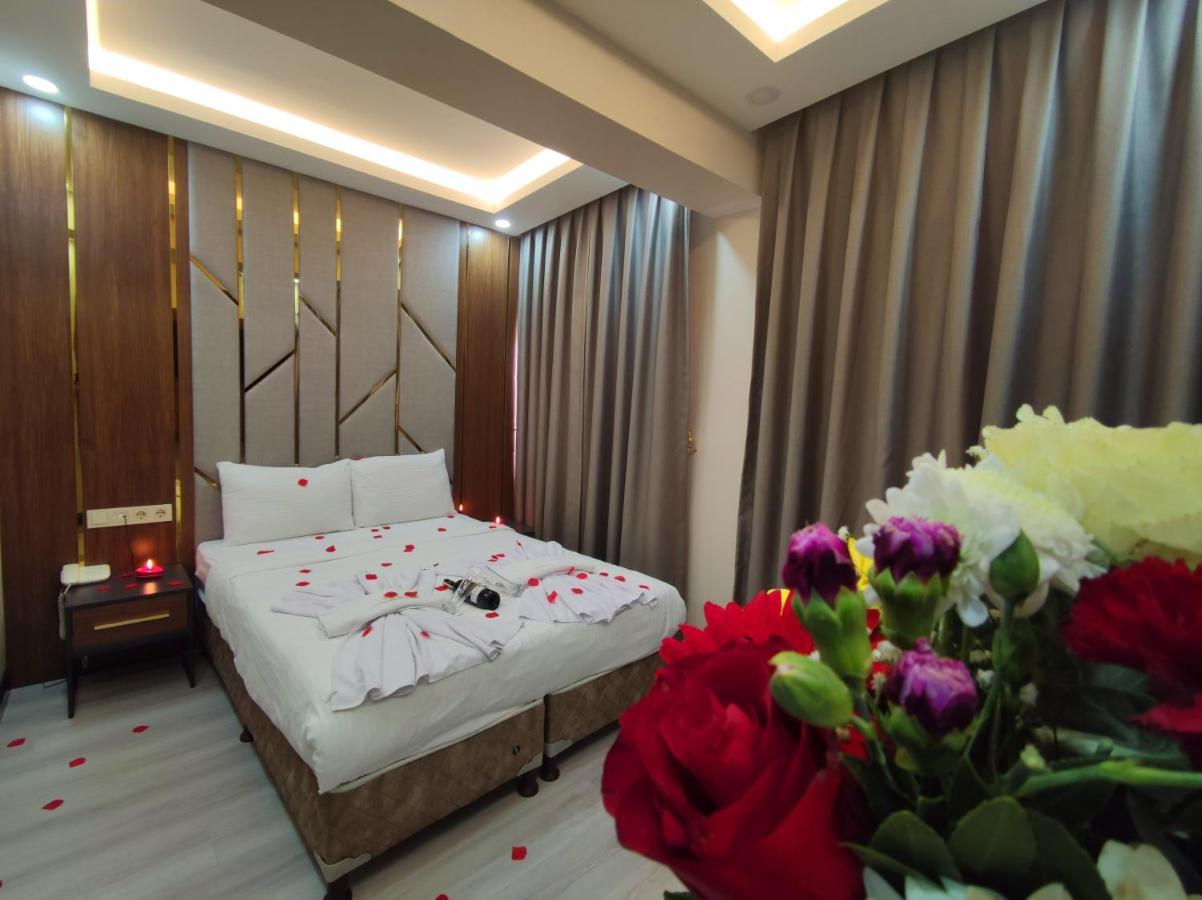 The Golden Pera'S Hotel & Spa Estambul Exterior foto