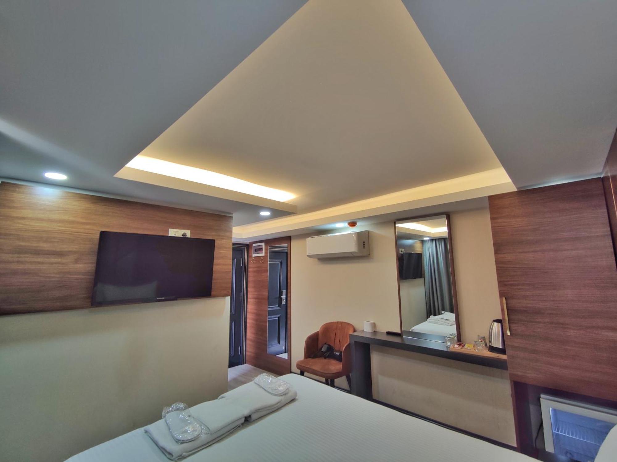 The Golden Pera'S Hotel & Spa Estambul Exterior foto